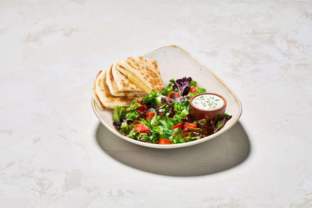 Luna Grill University Center Photo 8