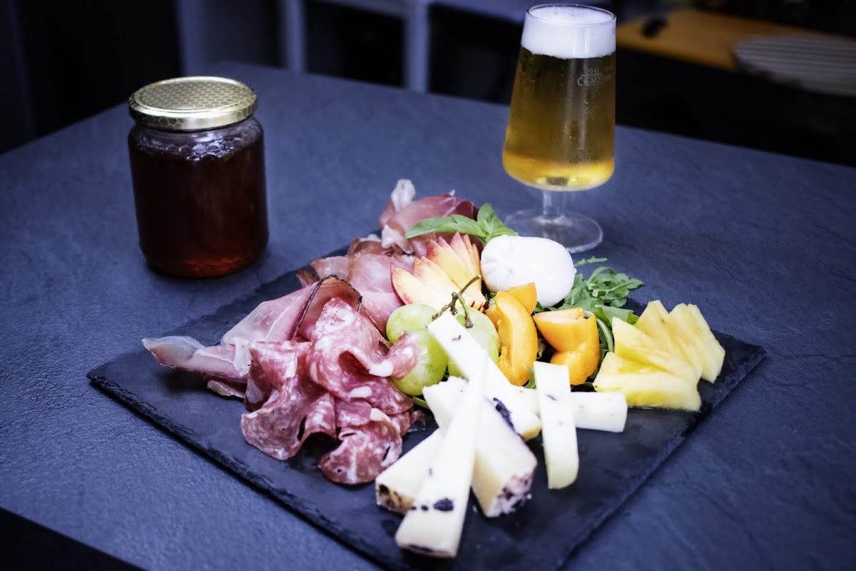 Ape Gourmet Photo 7