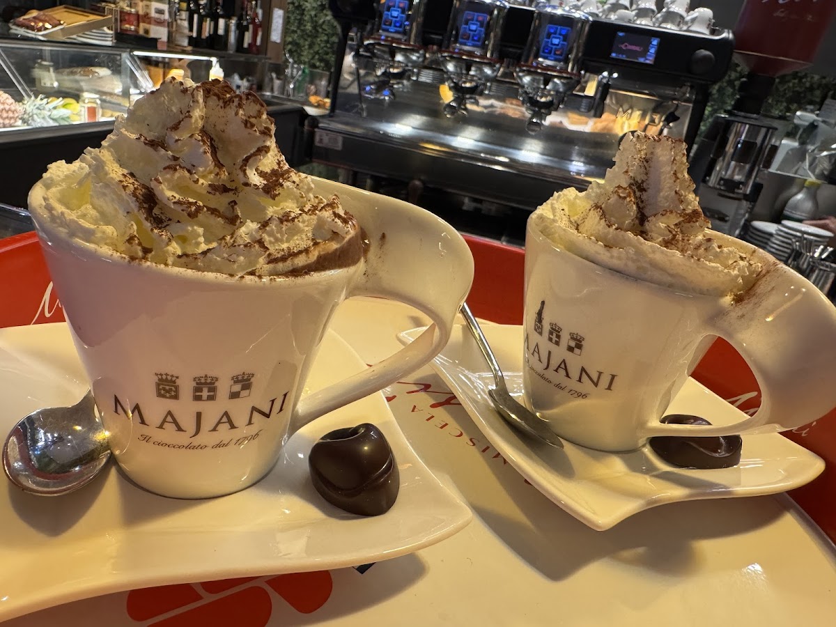 Caffè & Tortellini Photo 8