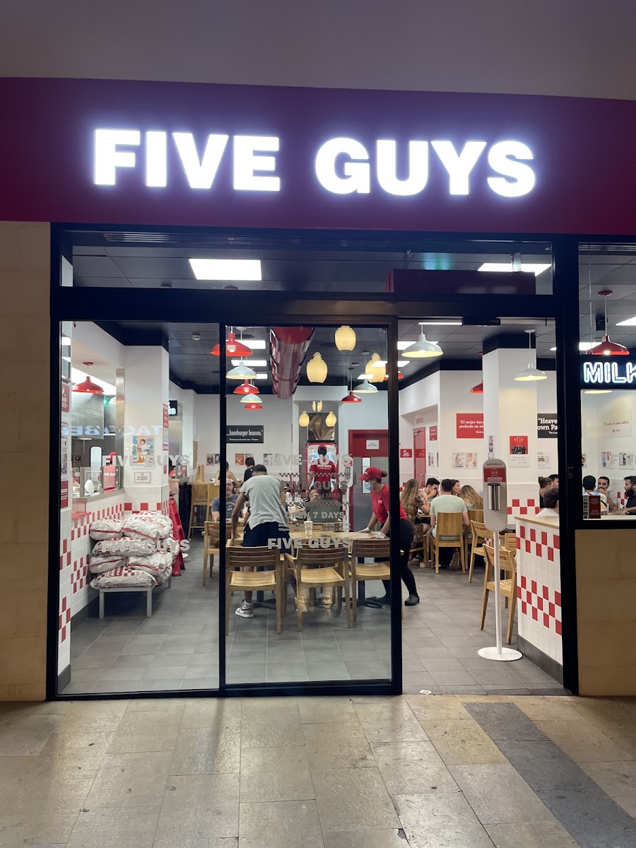 Five Guys Burgers and Fries Alicante Rambla
