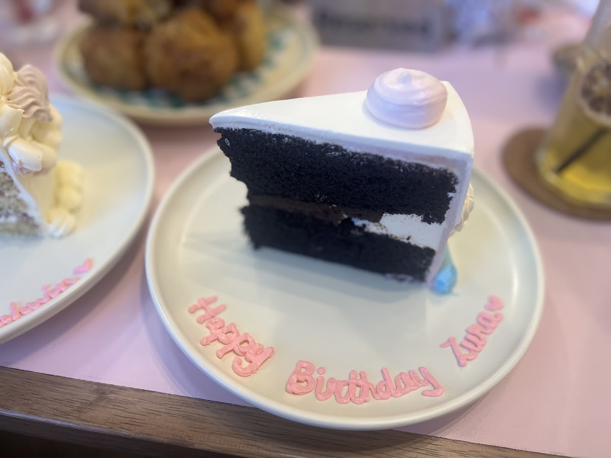 Duer Cafe Cyberjaya • Flagship Store Photo 10