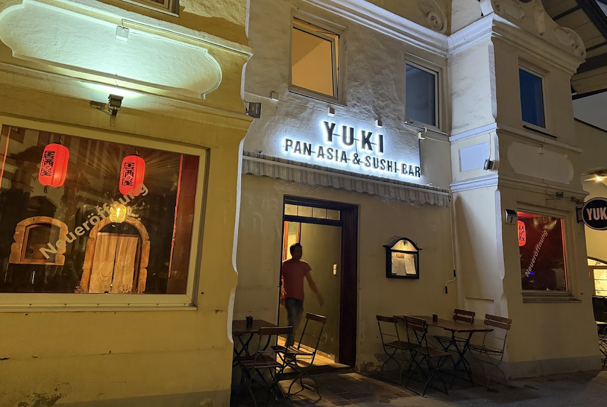 Yuki Pan Asia & Sushi Bar