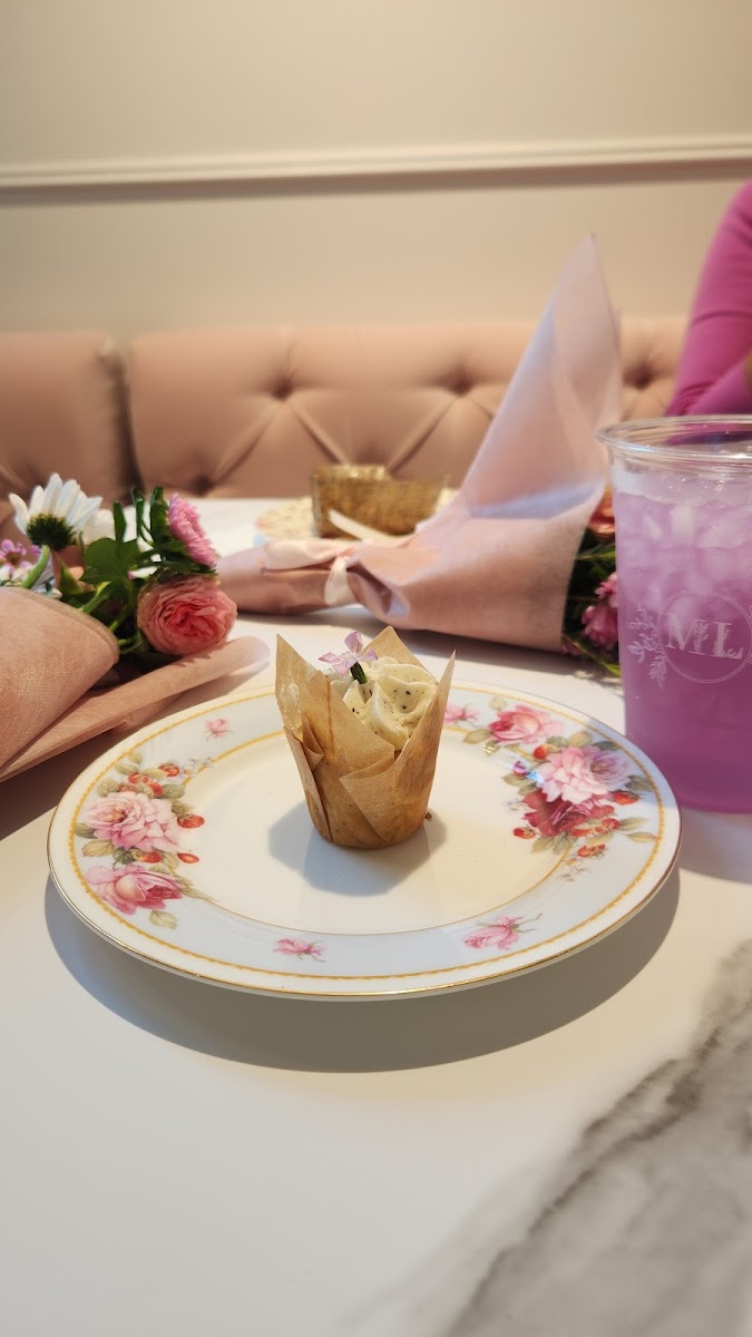 Morning Lavender Boutique & Cafe Photo 6