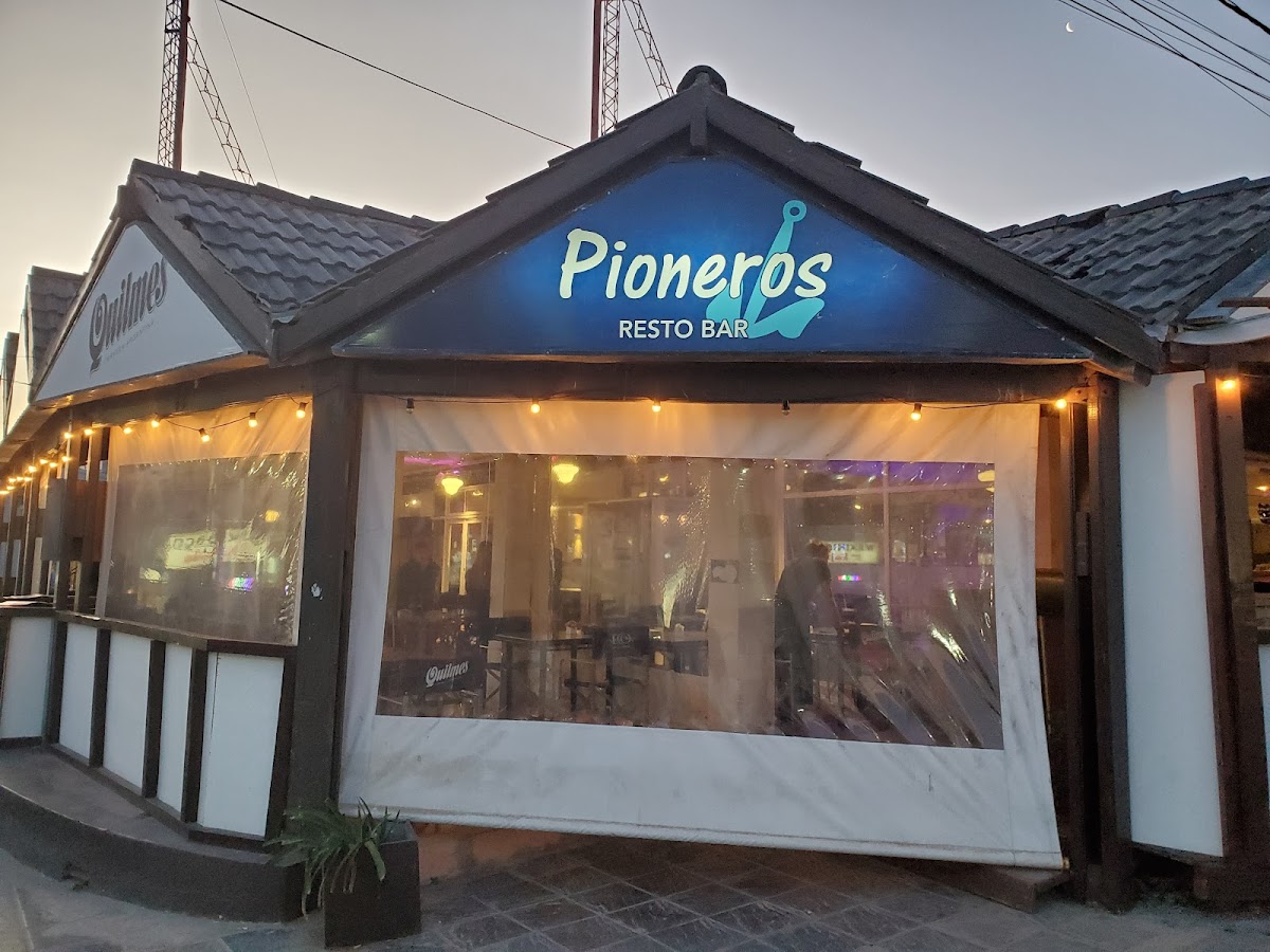 Pioneros Resto Bar