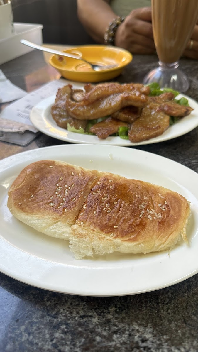 Lotus Cafe Photo 3