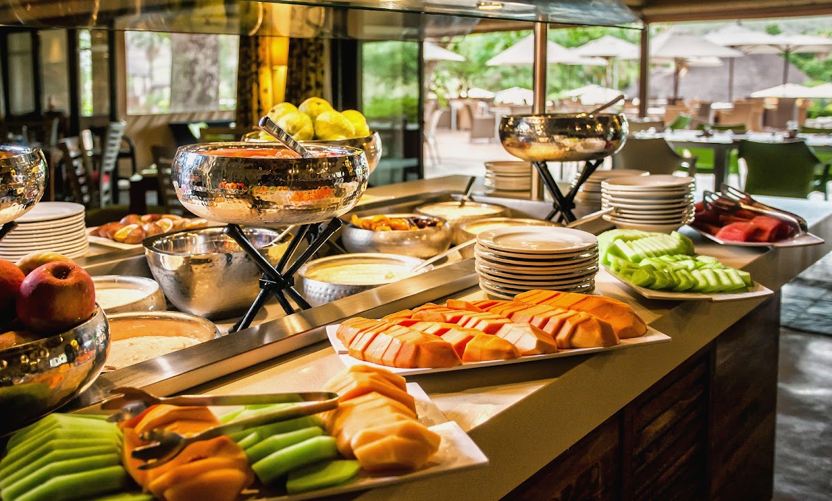 Sesonke Restaurant @ Sabi River Sun Resort Photo 3