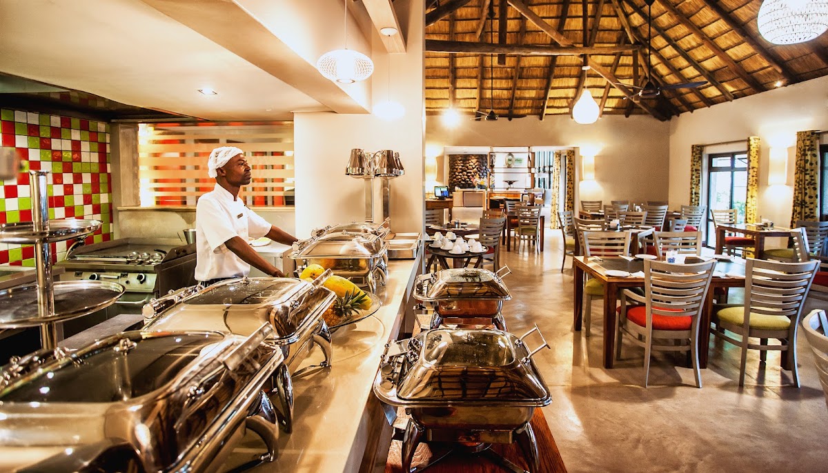 Sesonke Restaurant @ Sabi River Sun Resort Photo 9