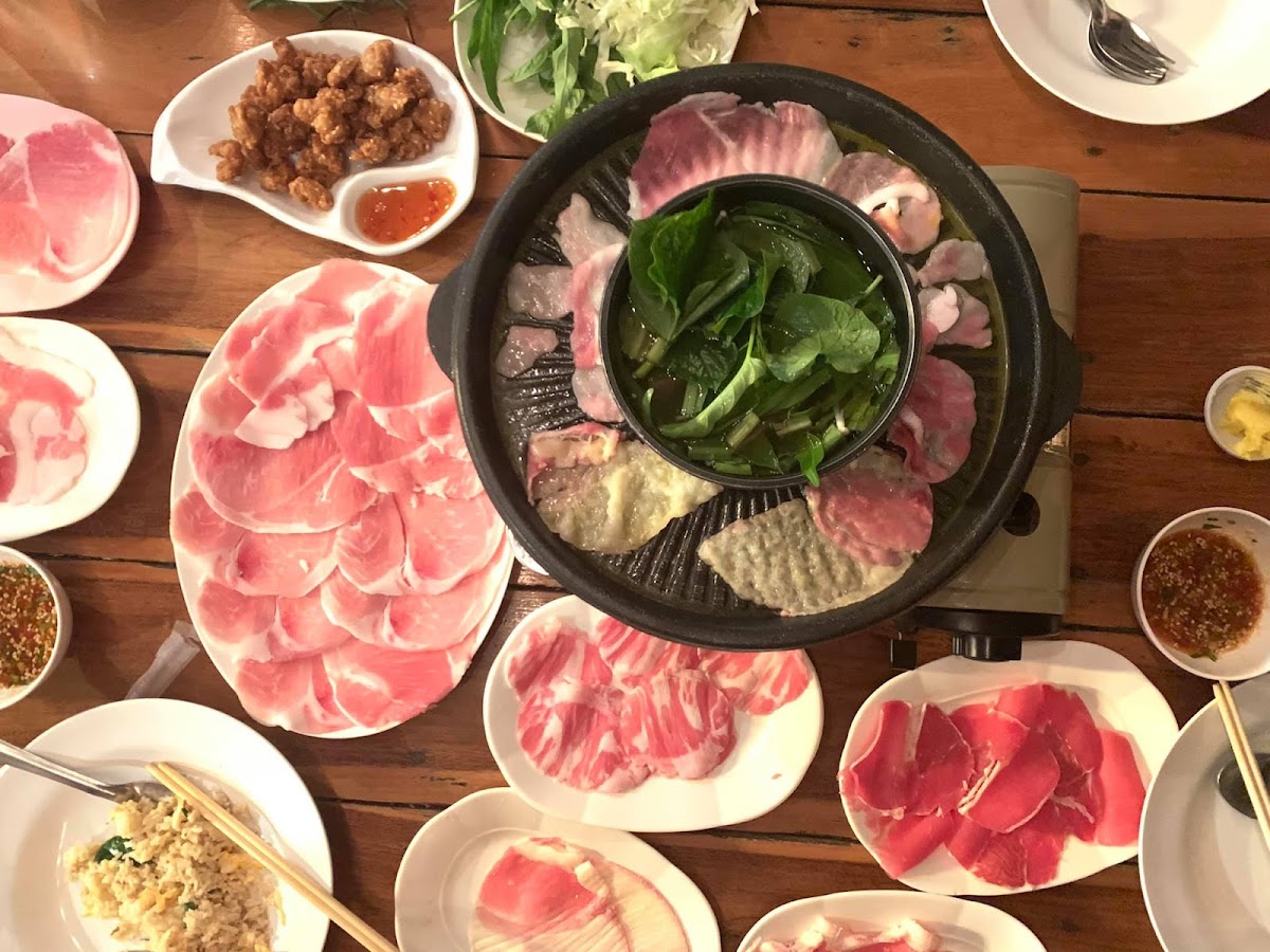 HOME thai grill and drink Photo 3