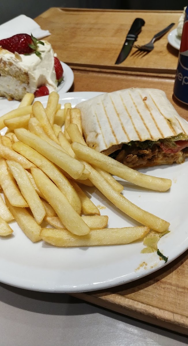 Crescendo Restaurant Photo 6