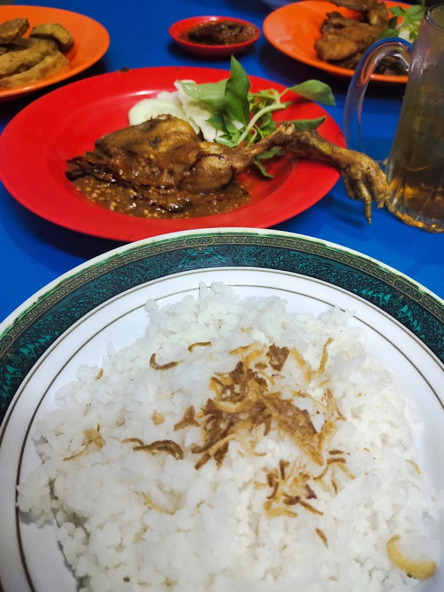 Pecel Lele Anissa Photo 6