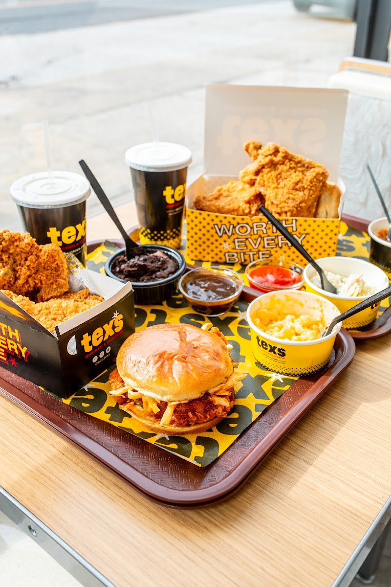 Tex’s Chicken & Burgers Photo 2