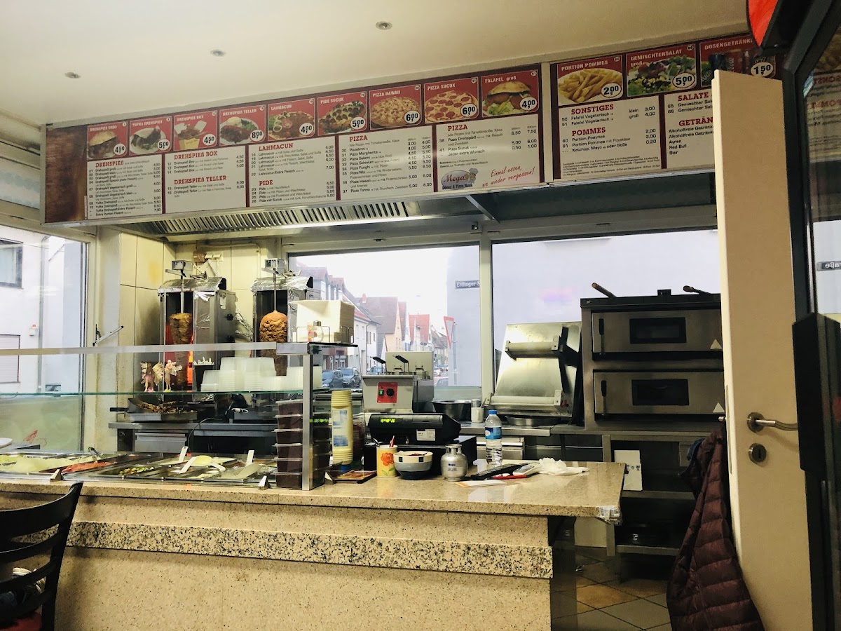 Mega Döner
