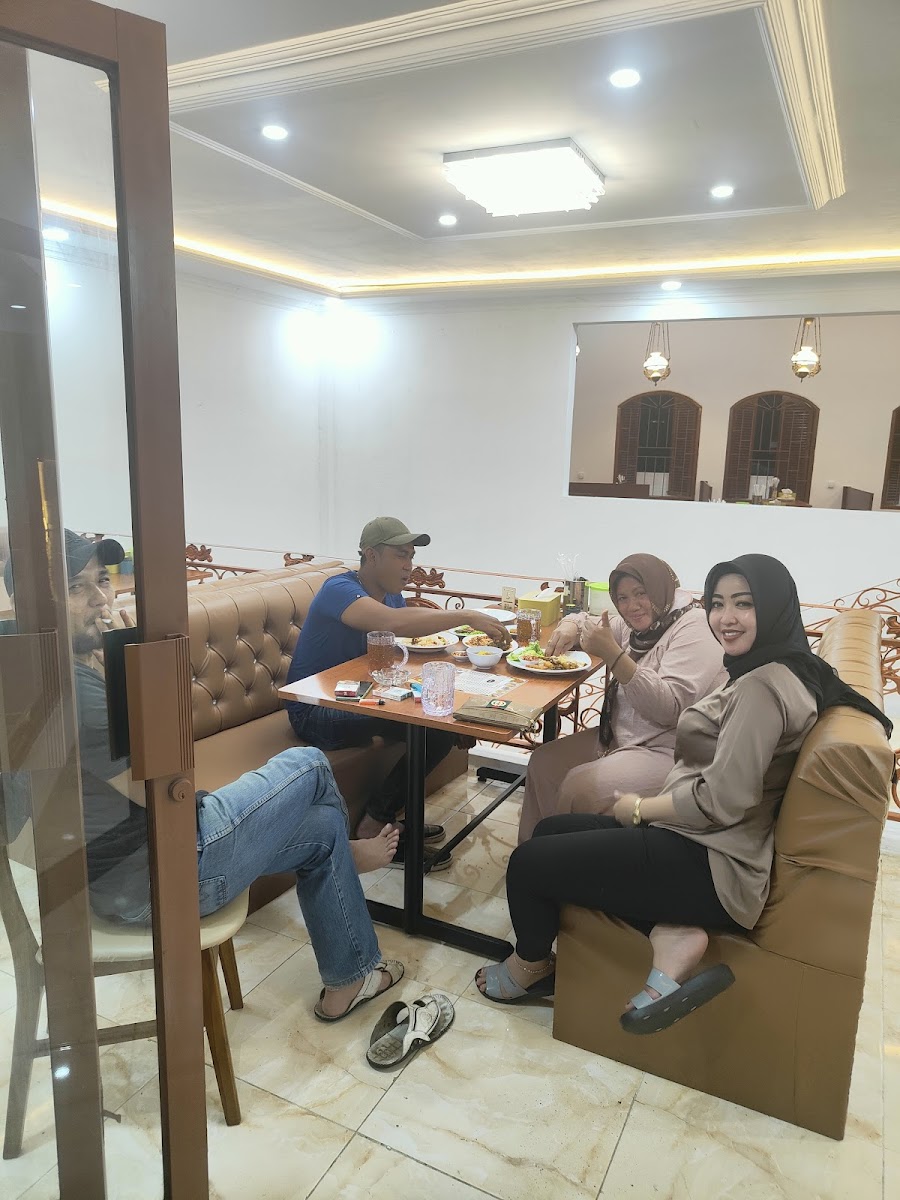 Resto Betawi Bang Khoir Photo 10