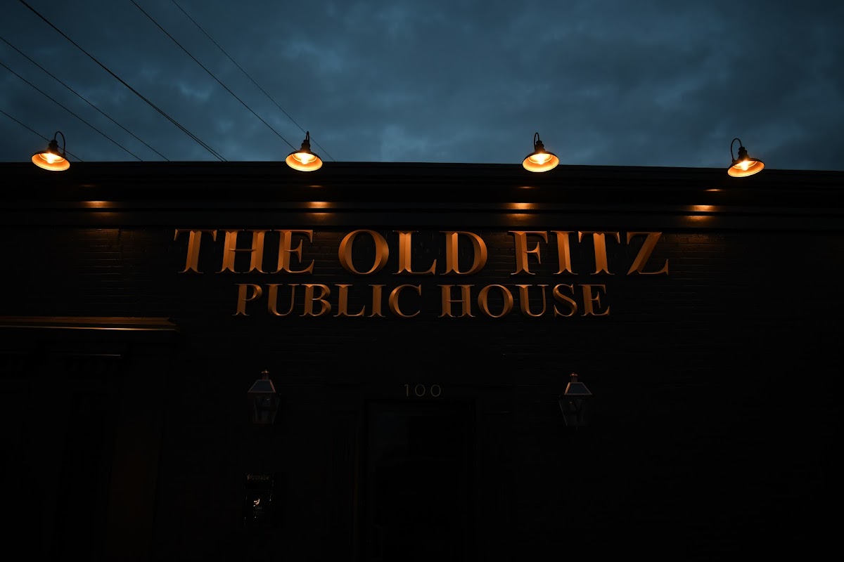 The Old Fitz Public House Photo 8