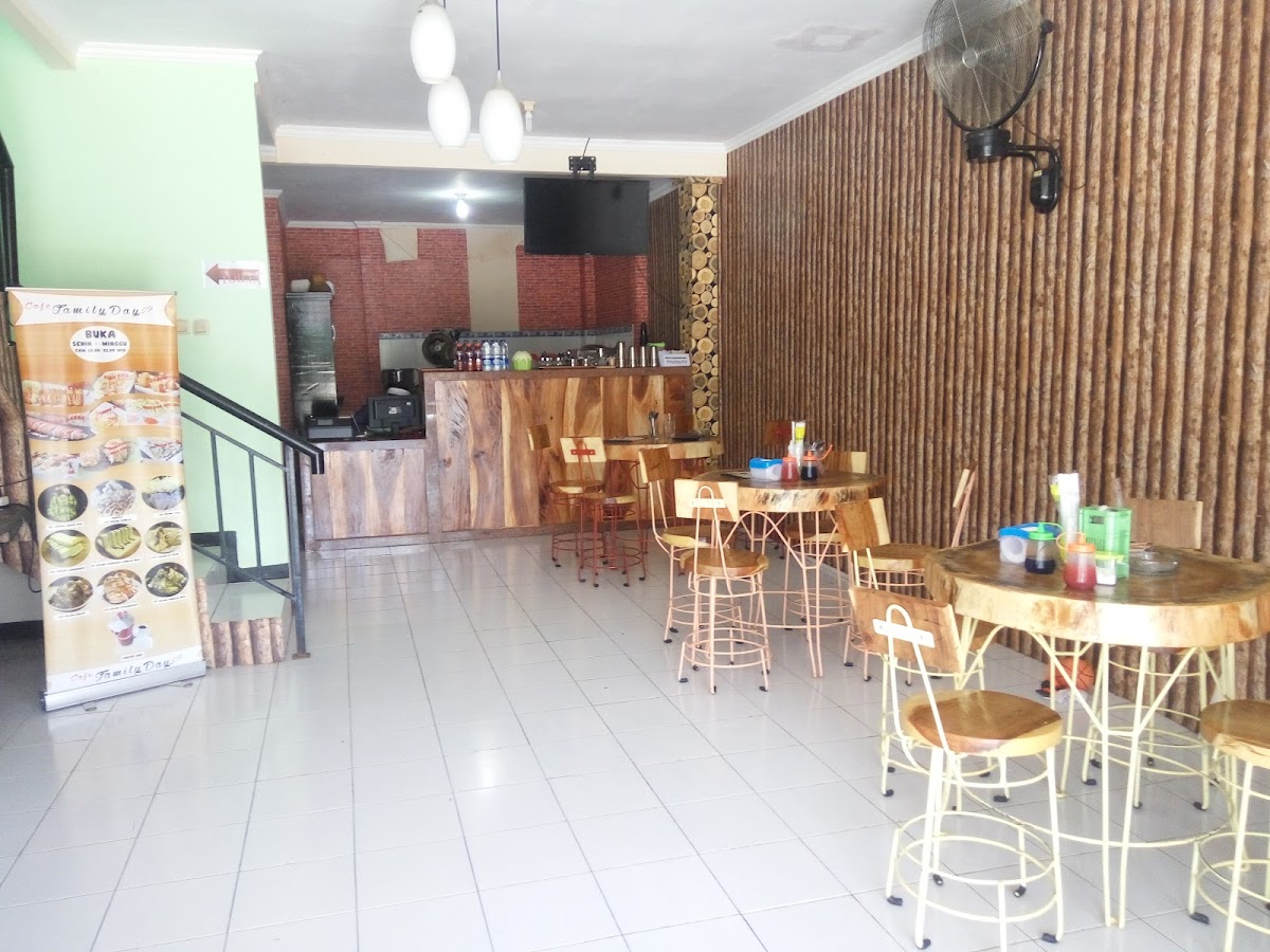 Cafe Family Day59 Photo 3