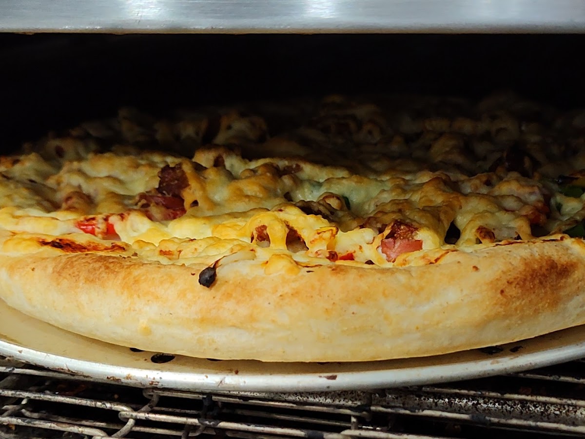 Pizza Service Bombay Photo 7