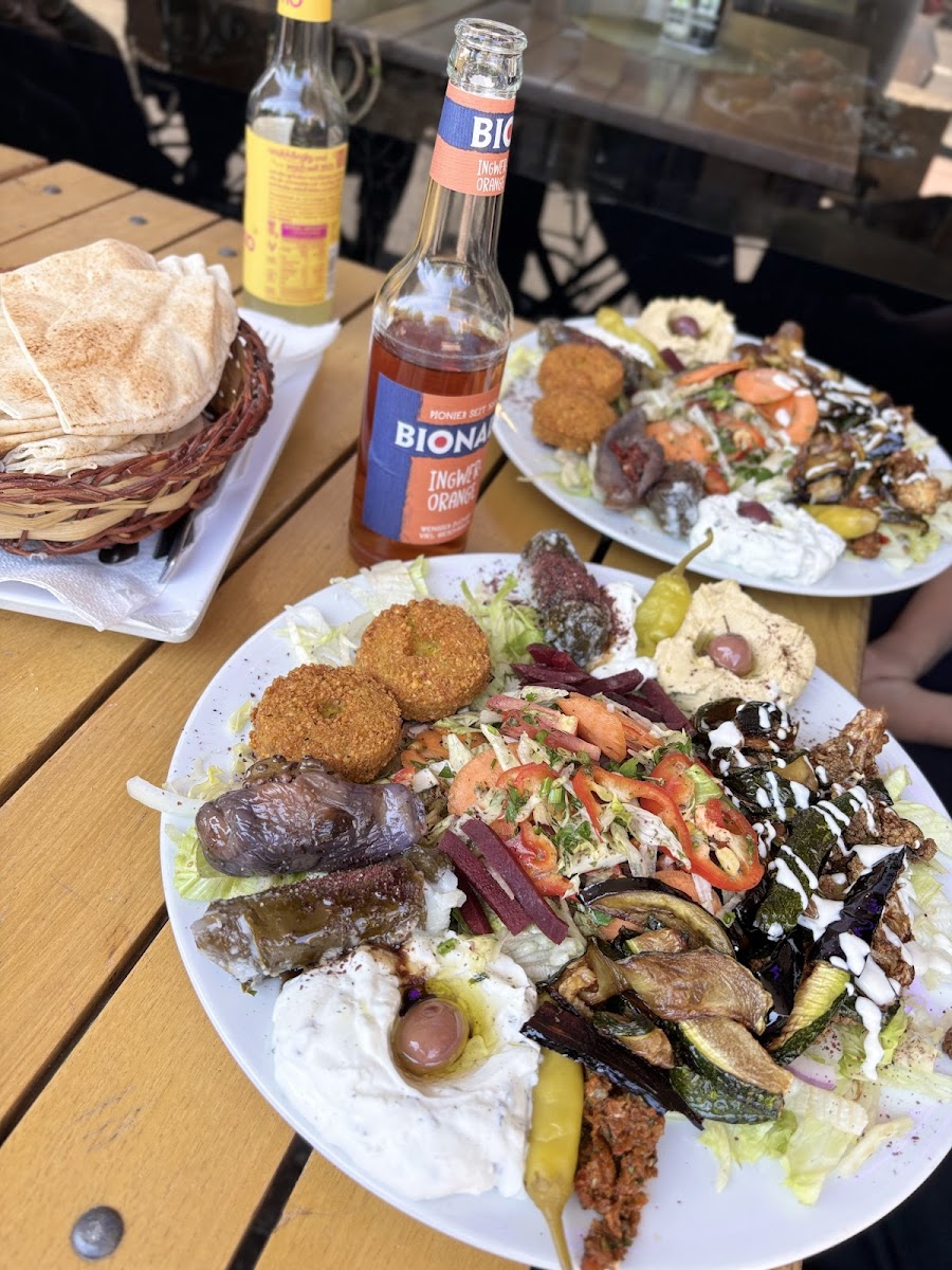 Home of Falafel Photo 4