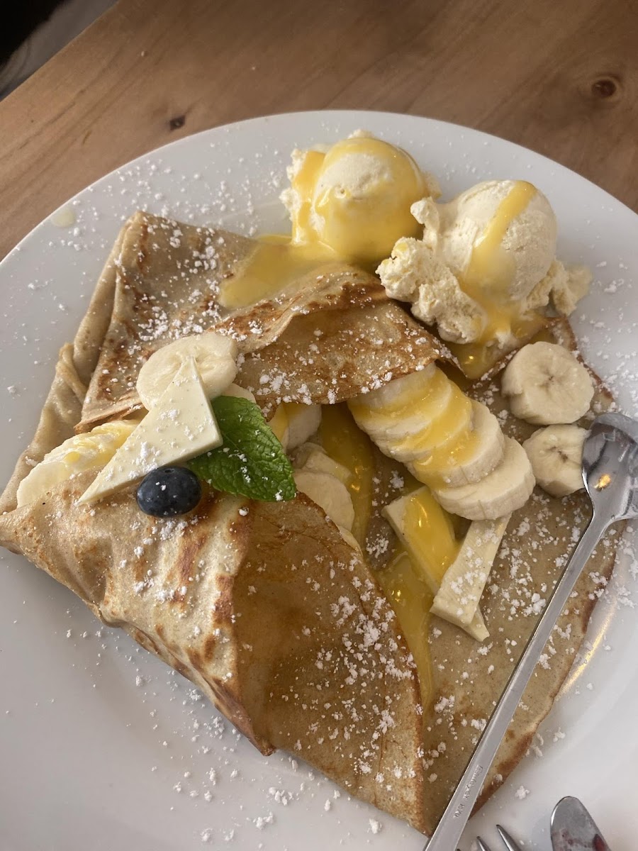 JoJos Creperie Photo 2
