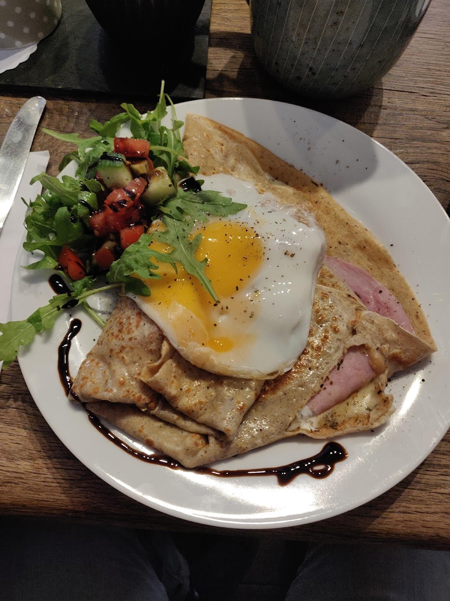 JoJos Creperie Photo 8