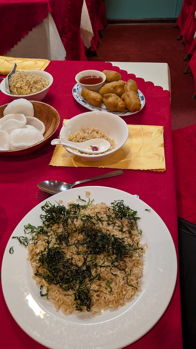 The Hot & Cold Chinese Restaurant Photo 3