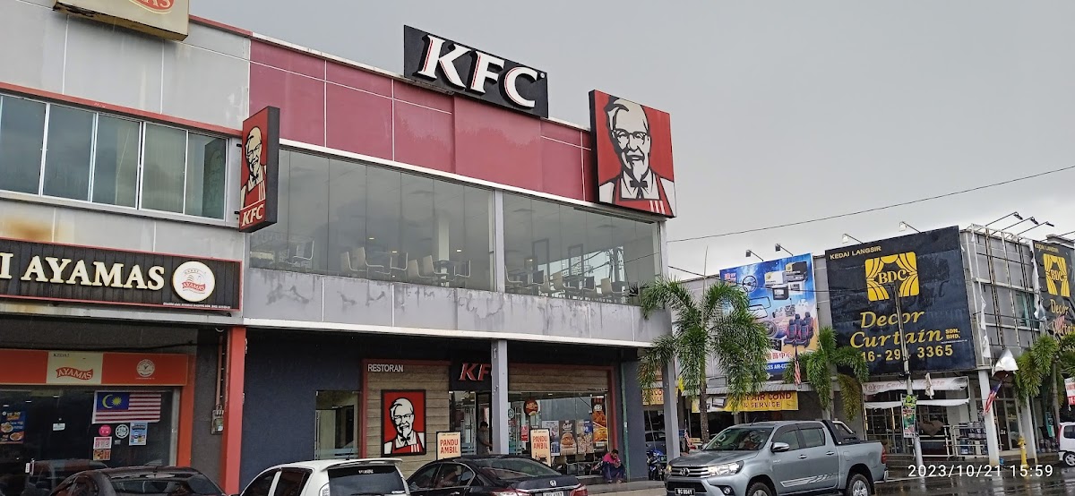 KFC R2 Avenue, Sungai Dua