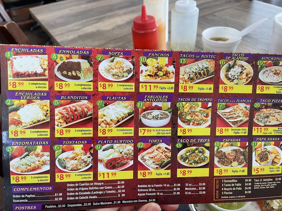 100% Antojitos Mexicanos Photo Menu 3