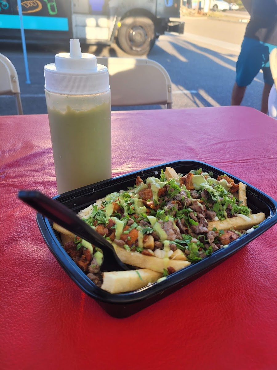 Rapido Y Sabroso Taco Truck Photo 5