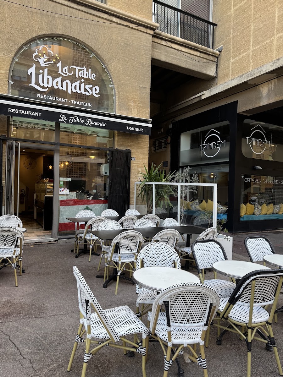 La table Libanaise