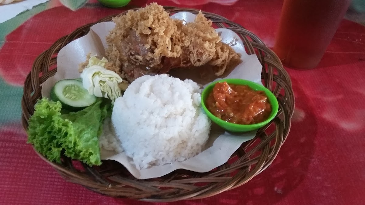 Ayam Geprek Mbok Nah Photo 2