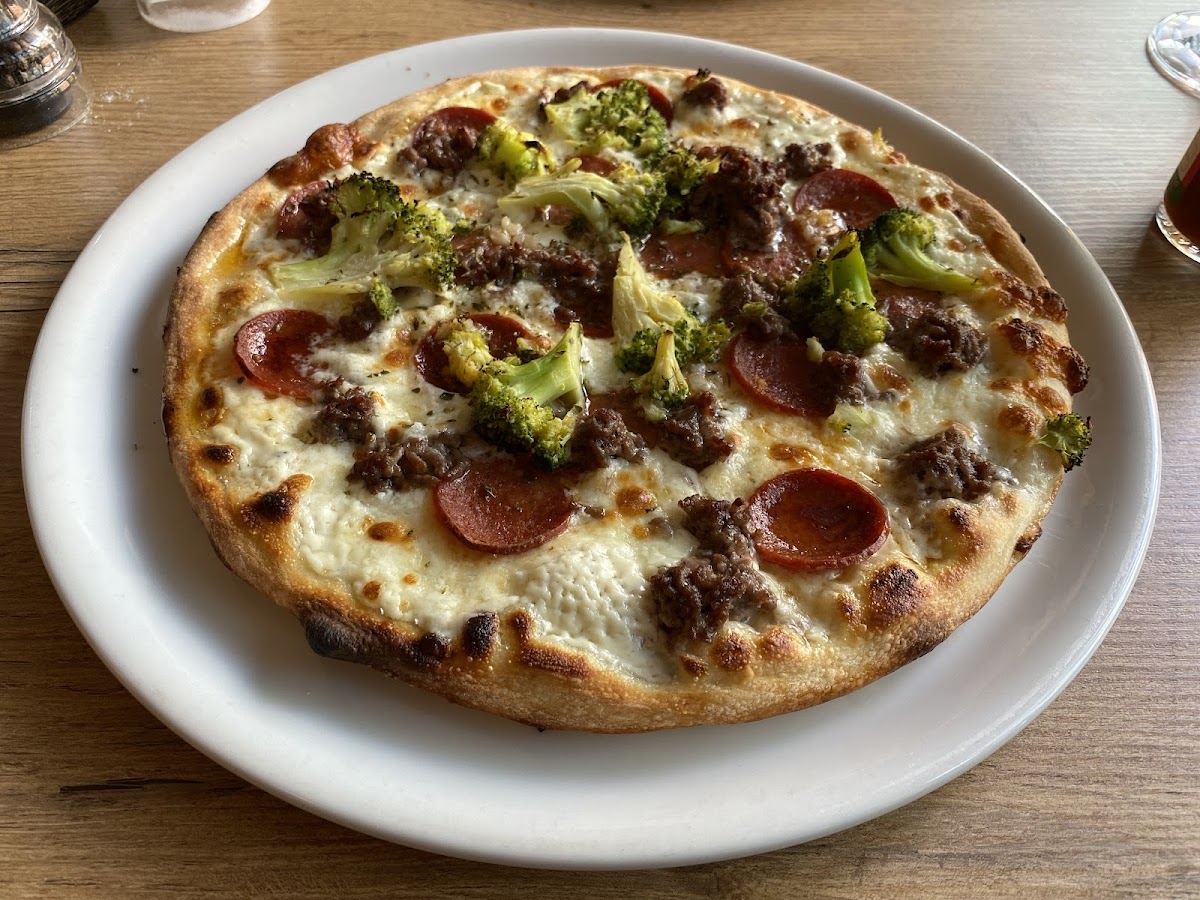 Pizzeria LORENZO - Pizza & Pasta Photo 10