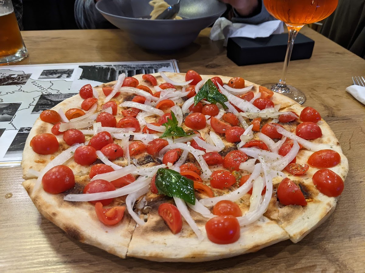 Pizzeria LORENZO - Pizza & Pasta Photo 2