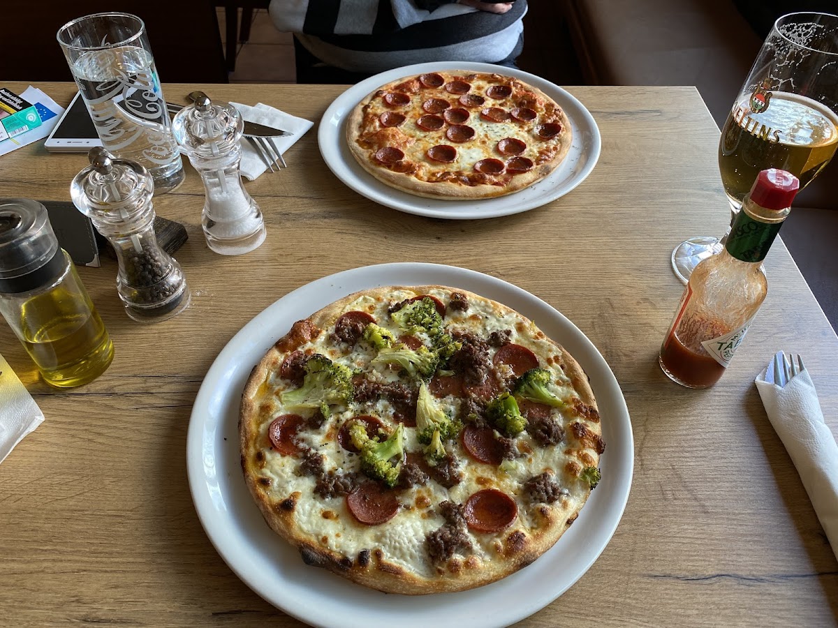 Pizzeria LORENZO - Pizza & Pasta Photo 9