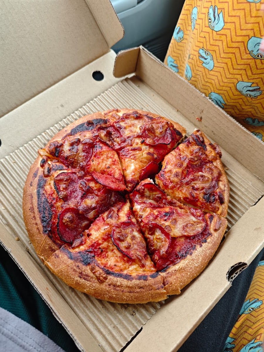 Pizza Hut Delivery Muadzam Shah Photo 4