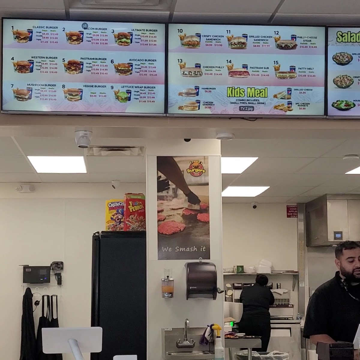 Frosty's Burgers Photo 2