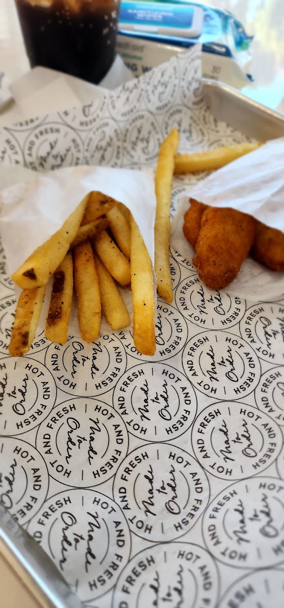 Frosty's Burgers Photo 9