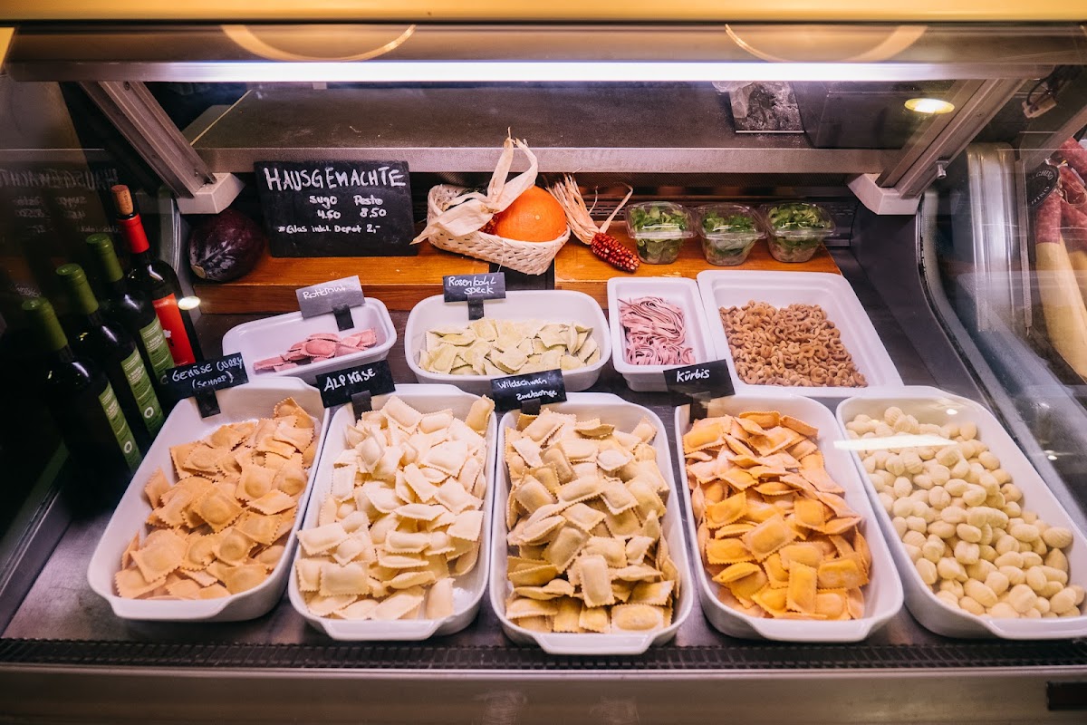 PASTARAZZI Sarnen Photo 2
