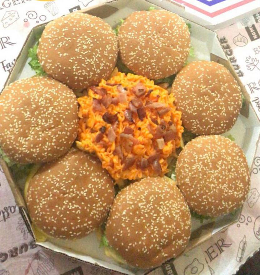 FACEBURGUER Photo 7