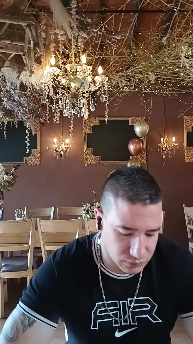 Rustic Restaurante Lounge Photo 2