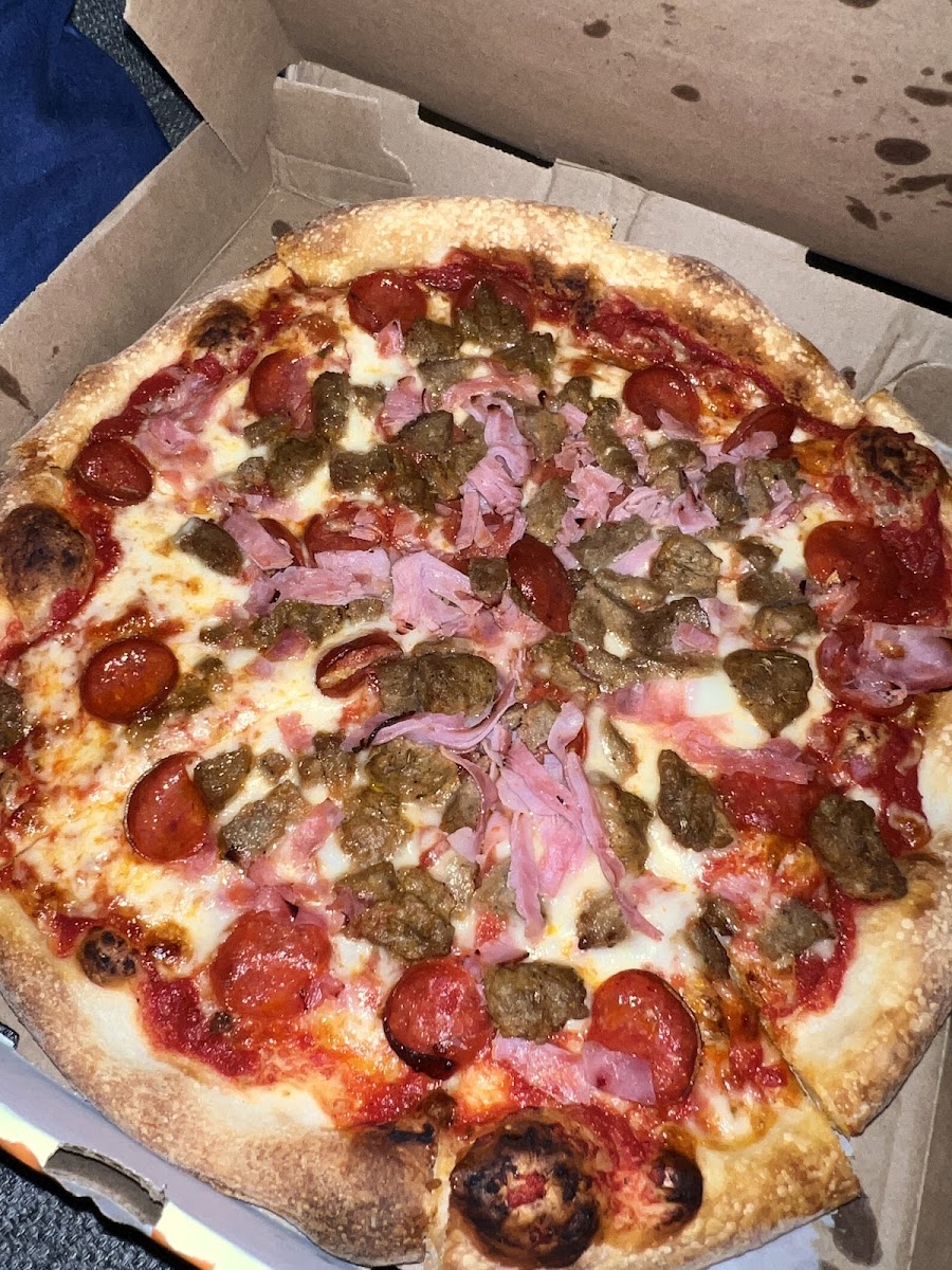 Riverside Pizza Photo 9