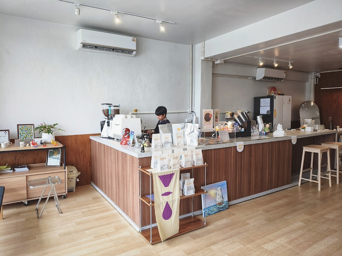 santo.coffeehouse Photo 4