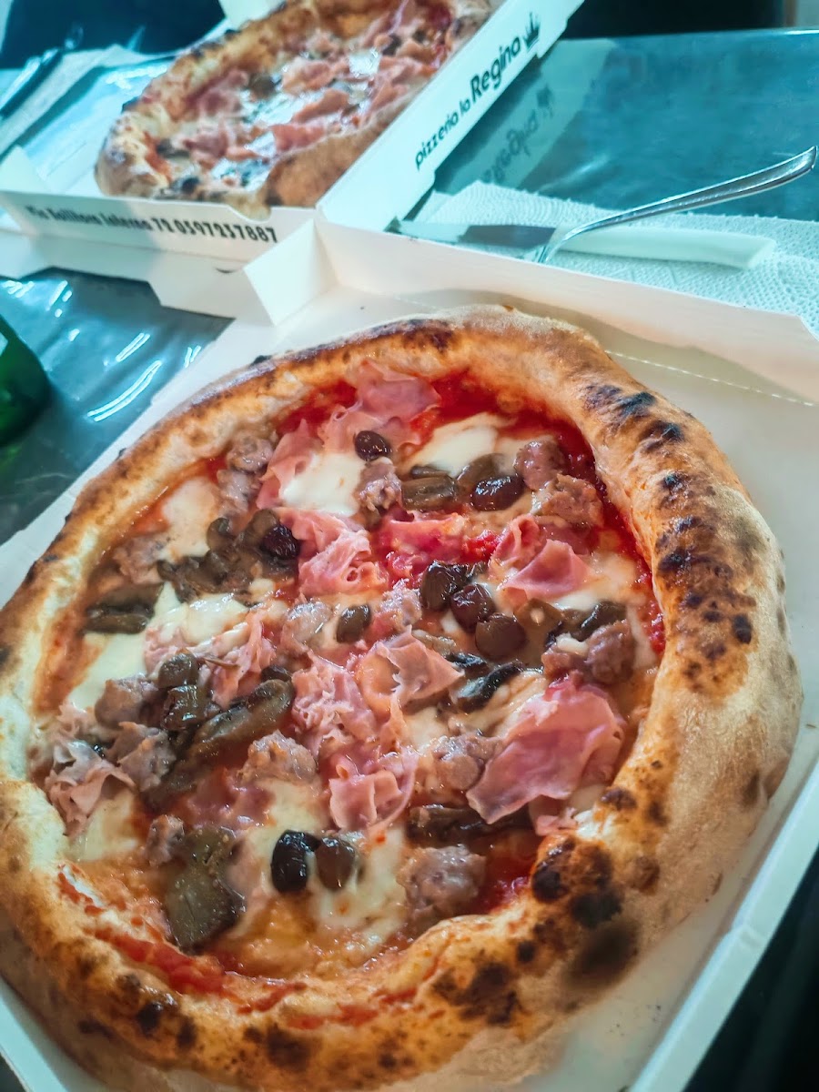 Pizzeria la Regina 2 Photo 2
