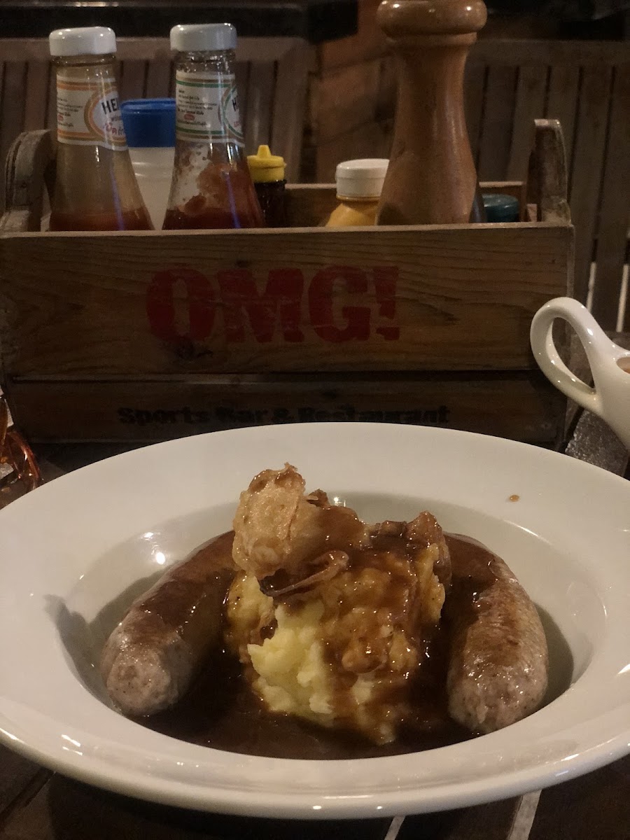 OMG! Sports Bar & Restaurant Photo 3