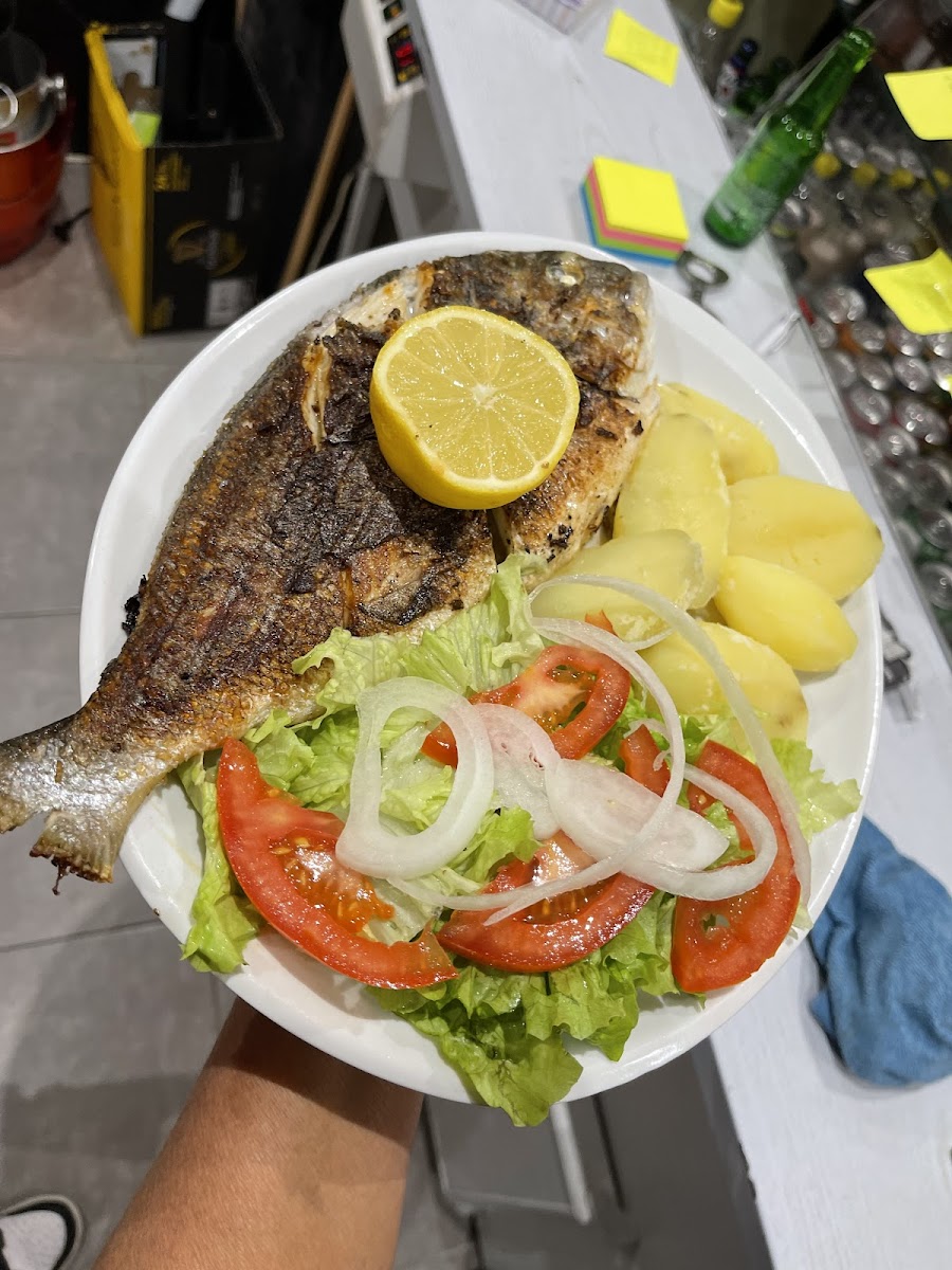 Etoile Berriat - Chez Mena - Cuisine Lusophone