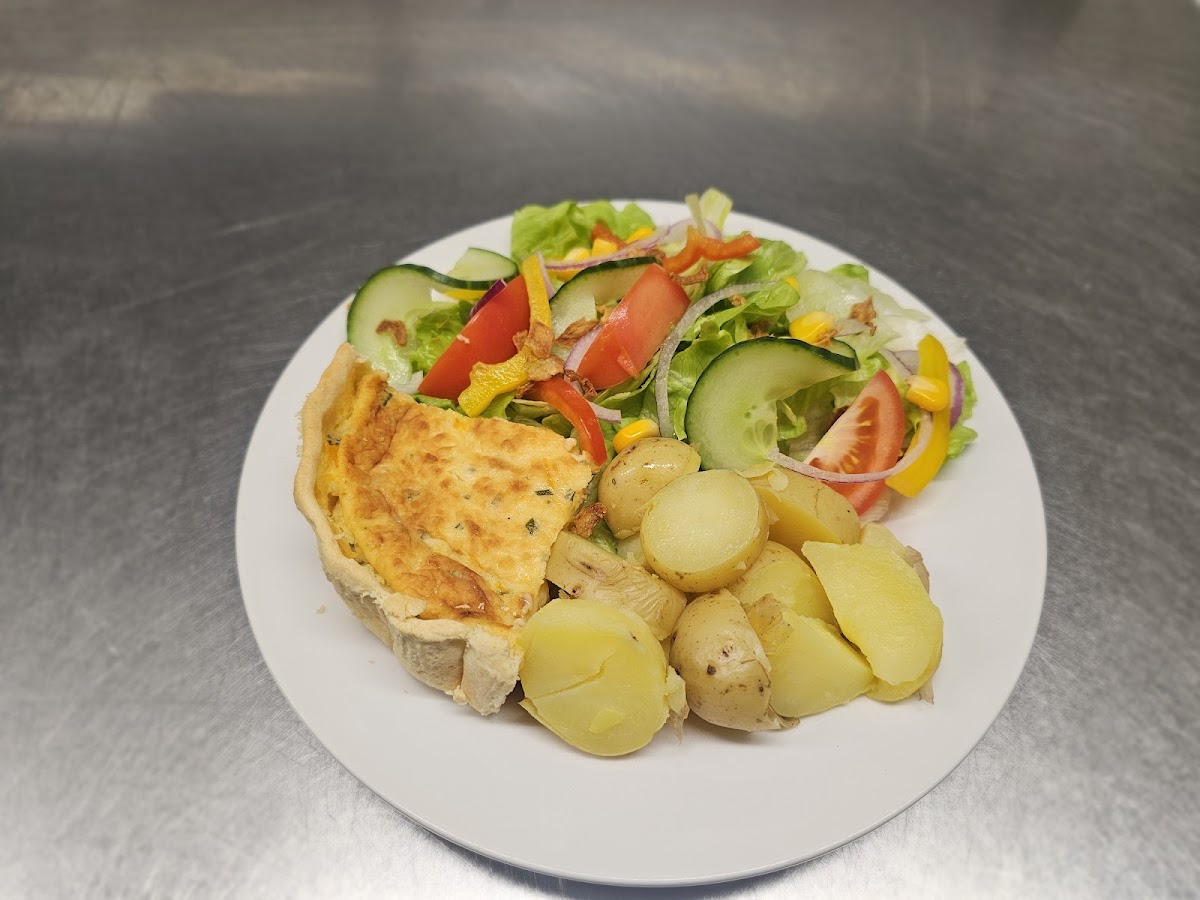 Alfreton Market Cafe Photo 4