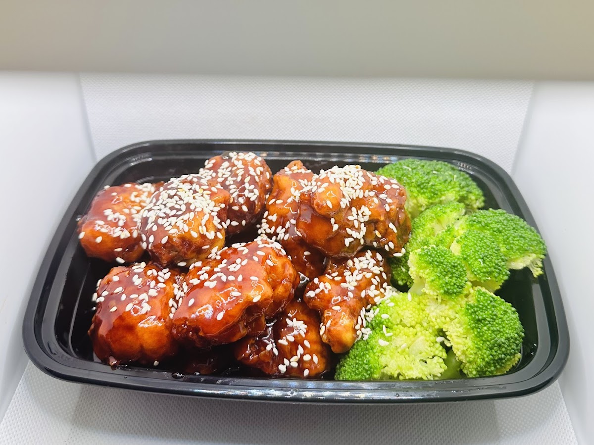 Dragon & Phoenix Express Photo 6