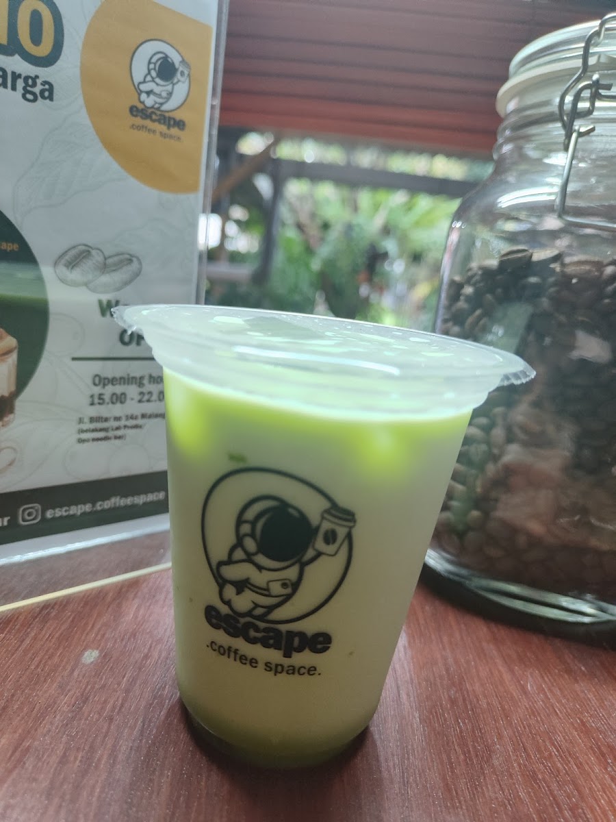 Kedai kopi Escape Photo 2
