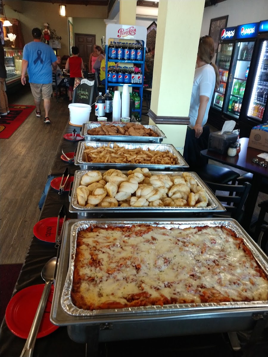 Tony's Pizzeria & Deli- Commercial Dr. Photo 5