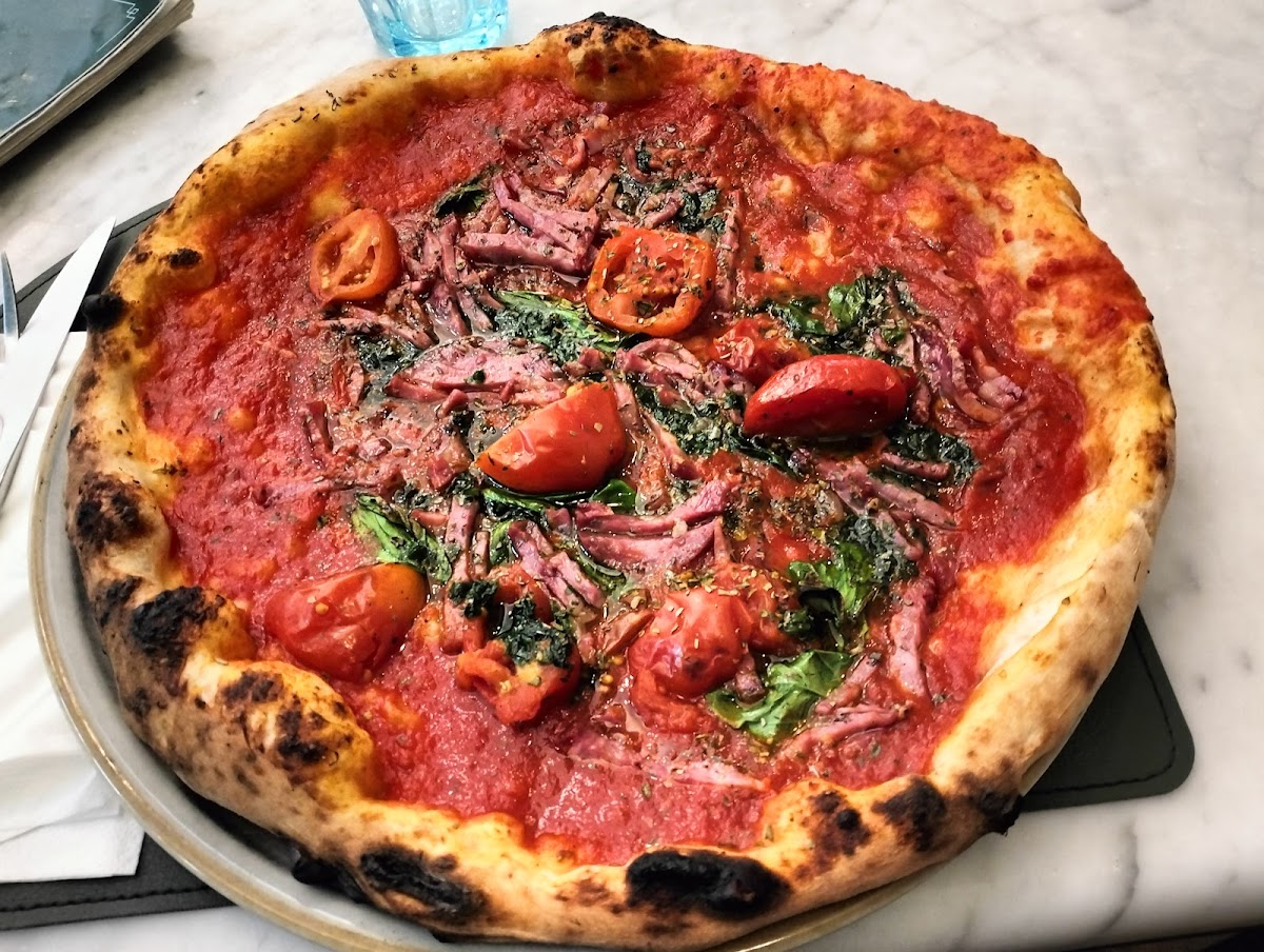 Pizzeria Carmnella dal 1892 Photo 4