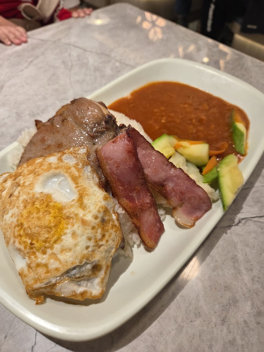 Hoi Yat Cafe Photo 4