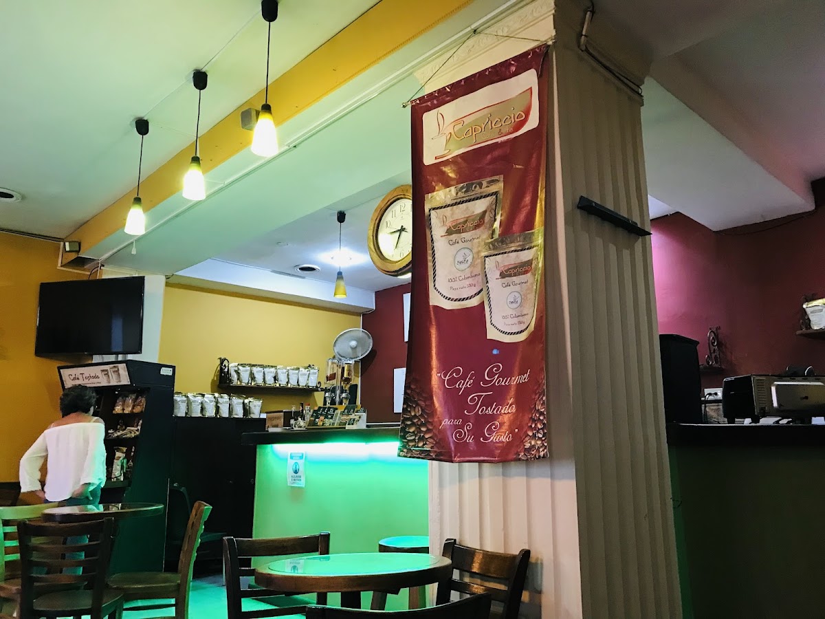CAPRICCIO Café y Té